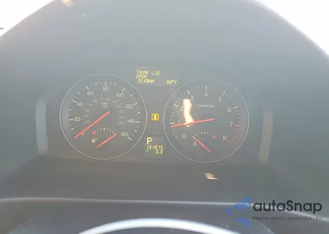 2008 Volvo S40 2.4I z USA, uszkodzony, nr VIN YV1MS390282395714